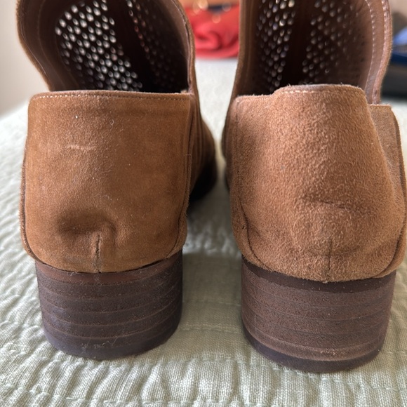 Vince Camuto Brown Suede Ankle Boots 9.5 - Picture 2 of 7